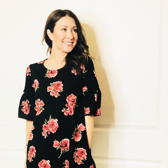 Meet your Posher, Beth - Picture 1 of 1